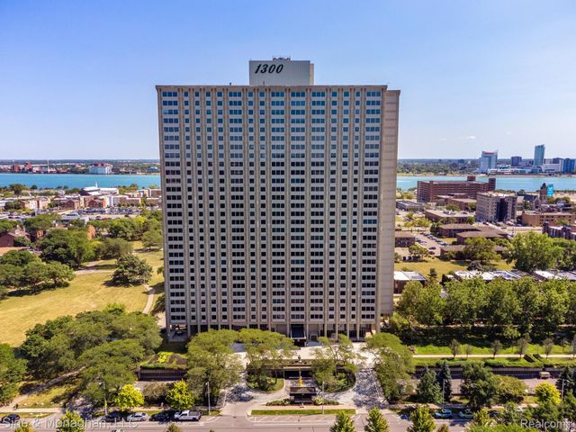 1300 E Lafayette Street 905, Detroit, MI 48207