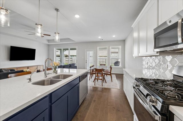 3859 Chapman Bluff Drive, Spring, TX 77386