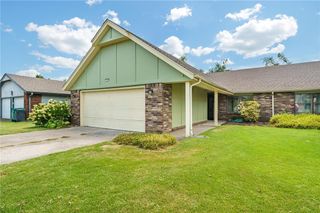 1008 W Linden Street, Rogers, AR 72756