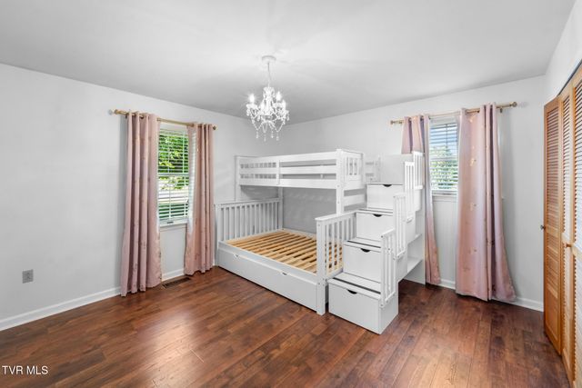 19301 Pleasant View Drive, Abingdon, VA 24211