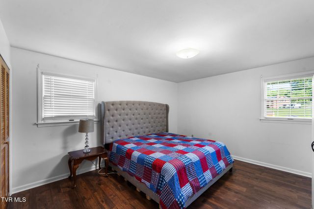 19301 Pleasant View Drive, Abingdon, VA 24211