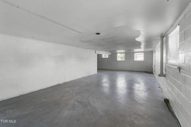 19301 Pleasant View Drive, Abingdon, VA 24211