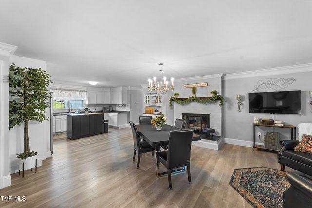19301 Pleasant View Drive, Abingdon, VA 24211