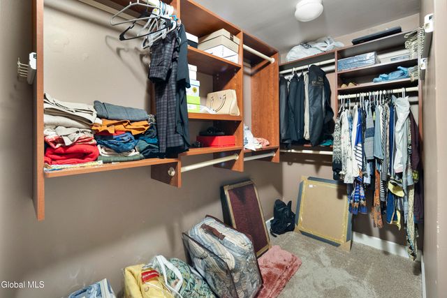 2027 Dobie Lane, Guilderland, NY 12303