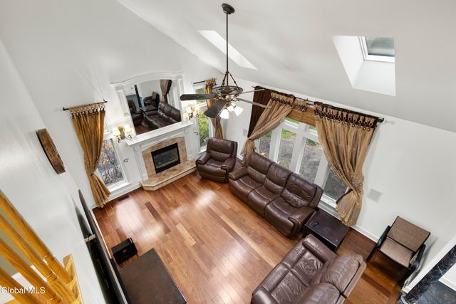 2027 Dobie Lane, Guilderland, NY 12303