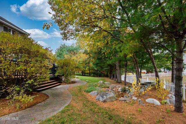 2027 Dobie Lane, Guilderland, NY 12303