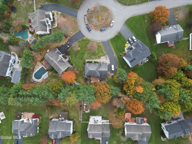 2027 Dobie Lane, Guilderland, NY 12303