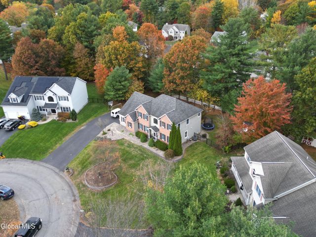 2027 Dobie Lane, Guilderland, NY 12303