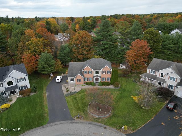 2027 Dobie Lane, Guilderland, NY 12303