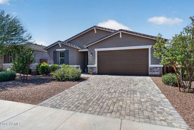 19580 W EDGEMONT Avenue, Buckeye, AZ 85396