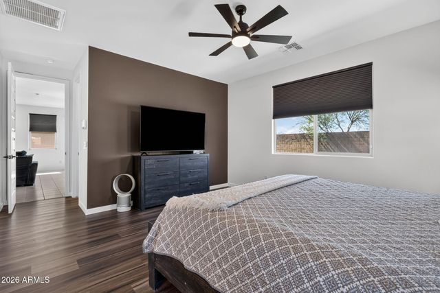 19580 W EDGEMONT Avenue, Buckeye, AZ 85396