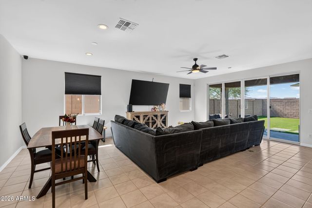 19580 W EDGEMONT Avenue, Buckeye, AZ 85396
