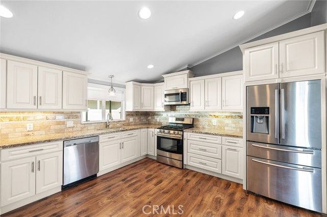 38070 Via La Colina, Murrieta, CA 92563