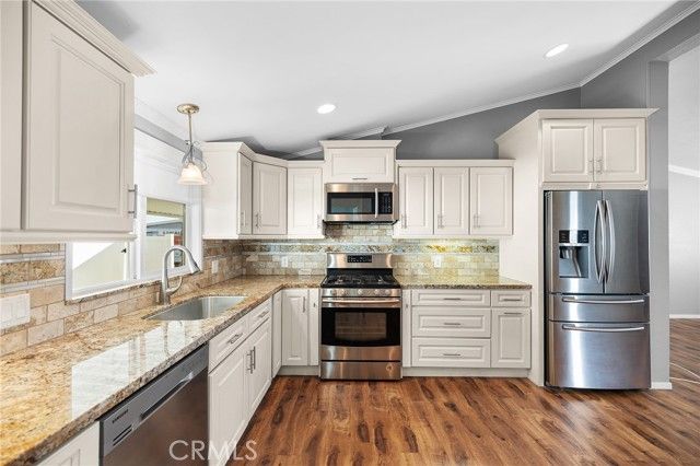 38070 Via La Colina, Murrieta, CA 92563