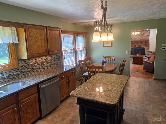 5680 Chestnut View Lane, Stonelick Twp, OH 45150
