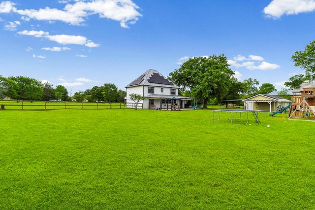 1985 Eastridge Lane, Madisonville, TX 77864