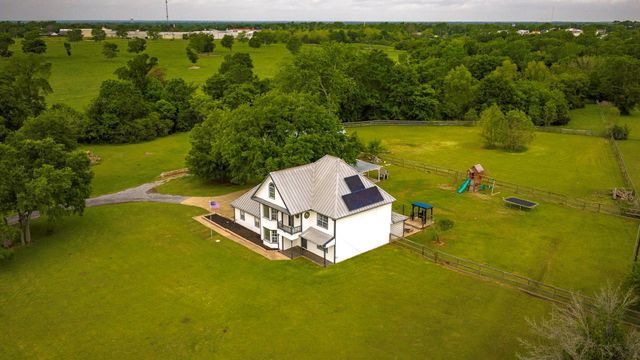 1985 Eastridge Lane, Madisonville, TX 77864