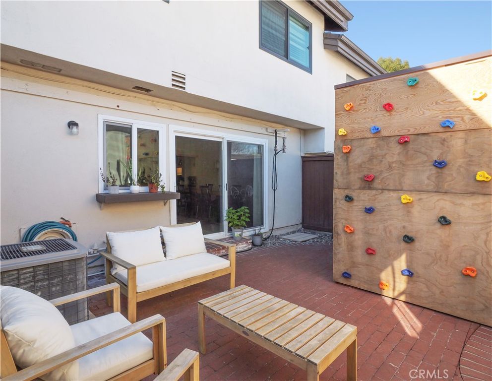 Image 21 of property listing at 1280 Stonewood Court, San Pedro, CA 90732