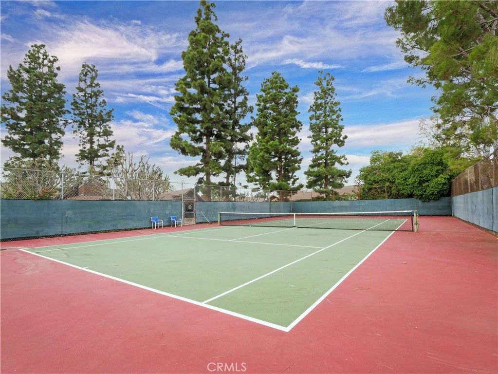 Image 25 of property listing at 1280 Stonewood Court, San Pedro, CA 90732