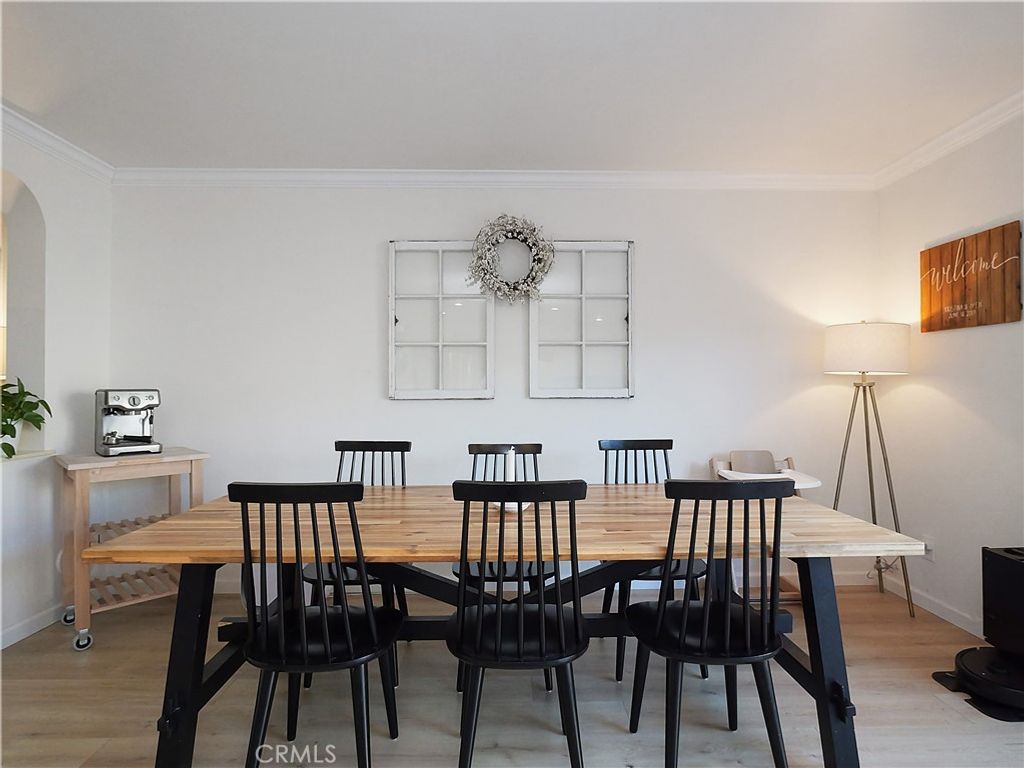 Image 5 of property listing at 1280 Stonewood Court, San Pedro, CA 90732