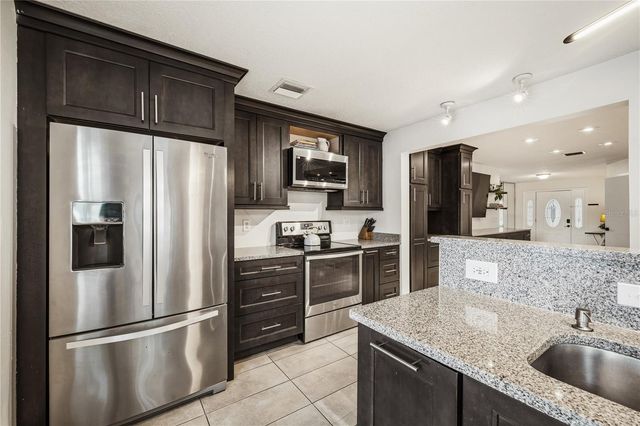 419 NAVARRE WAY, Altamonte Springs, FL 32714