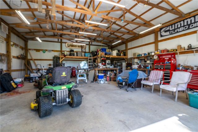 17011 Ross Road, Sulphur Springs, AR 72768