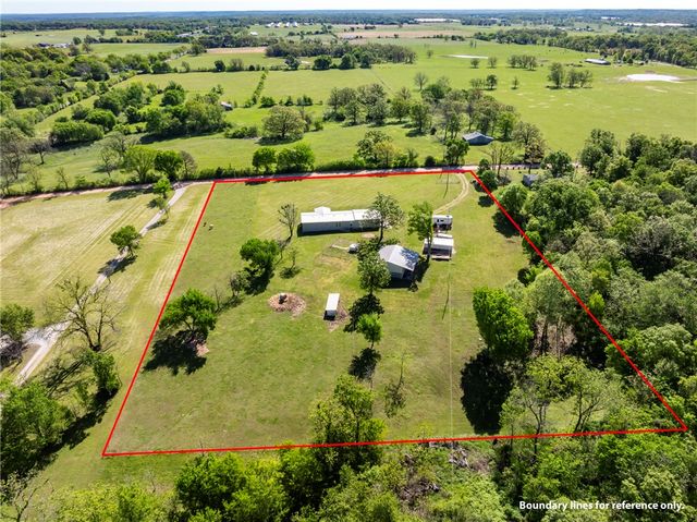 17011 Ross Road, Sulphur Springs, AR 72768