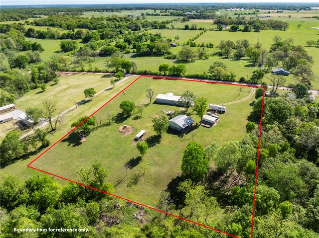17011 Ross Road, Sulphur Springs, AR 72768