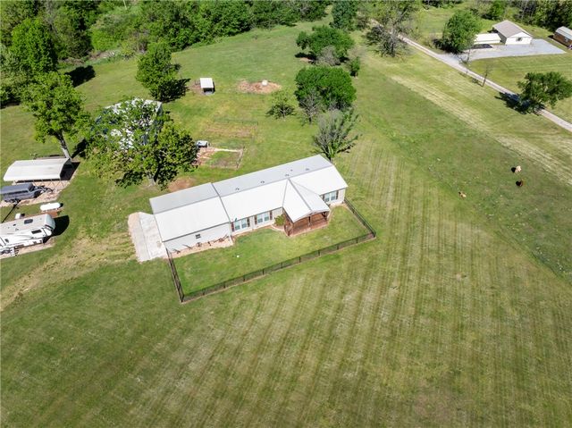 17011 Ross Road, Sulphur Springs, AR 72768