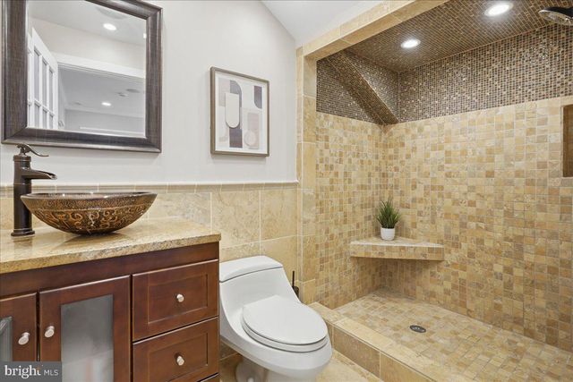 5202 13TH ST NW, Washington, DC 20011