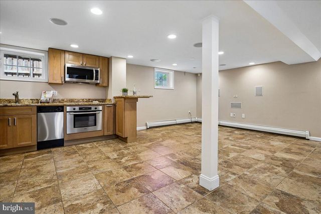 5202 13TH ST NW, Washington, DC 20011