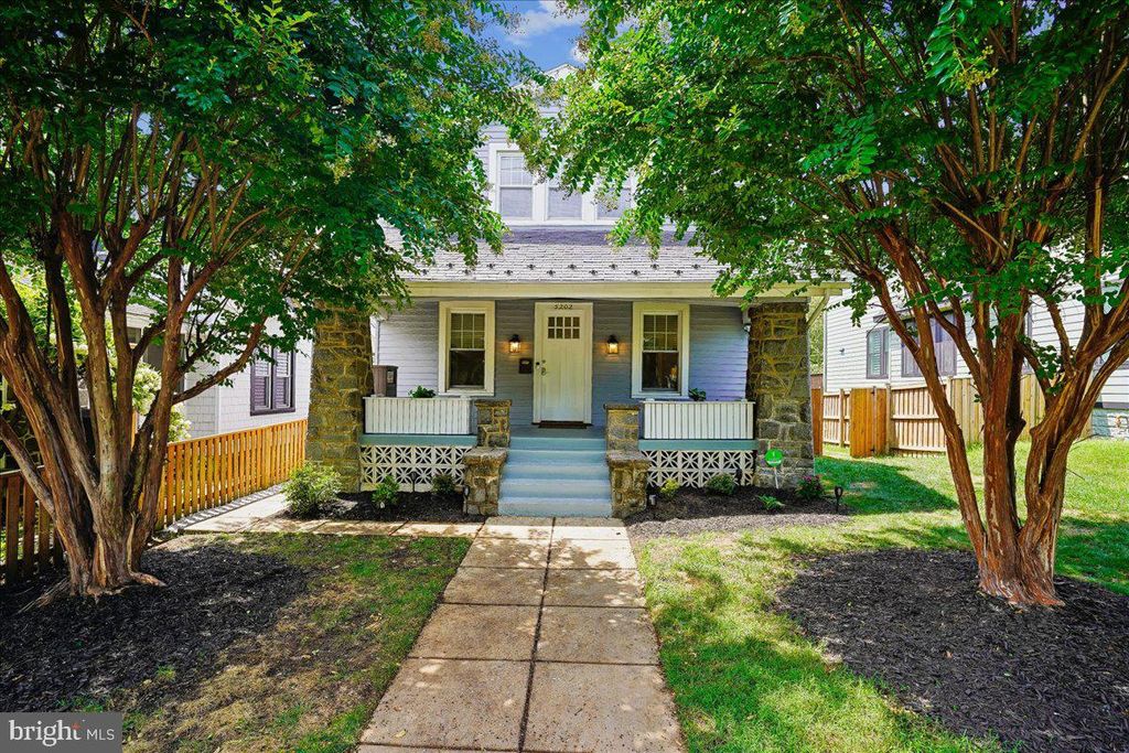 5202 13TH ST NW, Washington, DC 20011