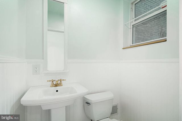 1234 S 15TH ST, Philadelphia, PA 19146