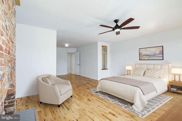 1234 S 15TH ST, Philadelphia, PA 19146