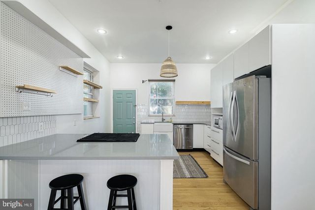 1234 S 15TH ST, Philadelphia, PA 19146