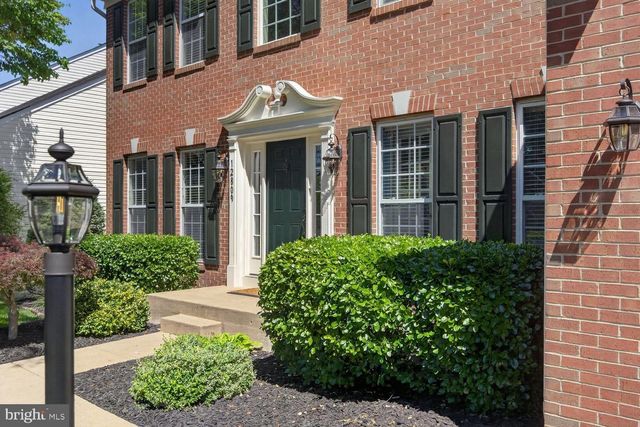 12809 GENTLE SHADE DR, Bristow, VA 20136