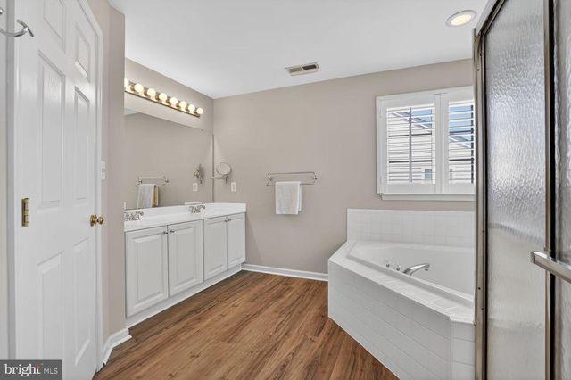12809 GENTLE SHADE DR, Bristow, VA 20136