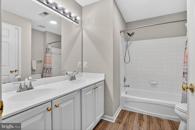 12809 GENTLE SHADE DR, Bristow, VA 20136