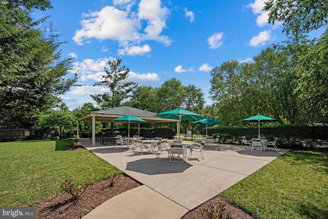12809 GENTLE SHADE DR, Bristow, VA 20136