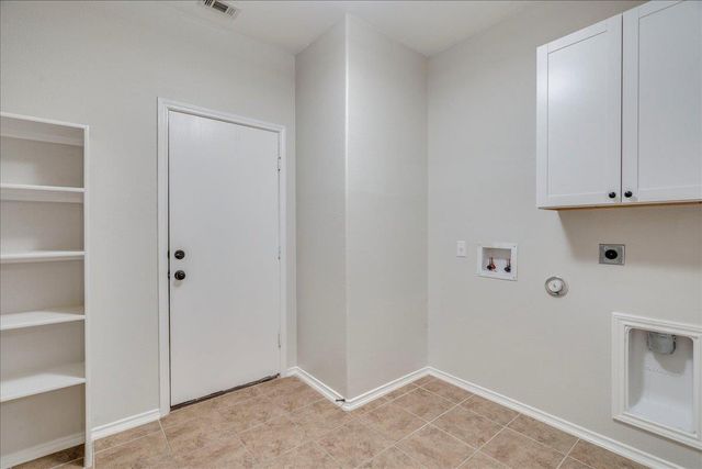 9016 Bird Brook LN, Austin, TX 78747