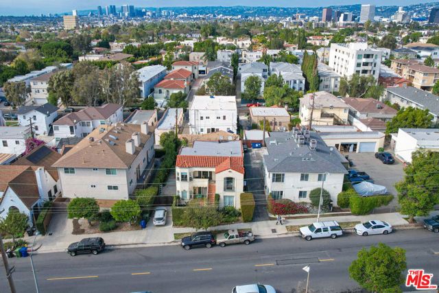 1293 S Cochran Avenue, Los Angeles, CA 90019