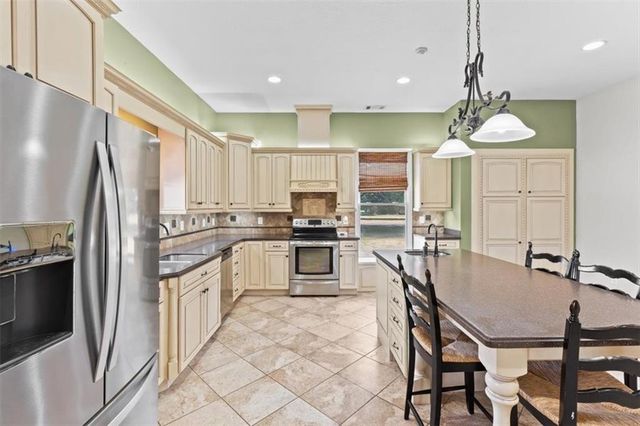 406 Fred Kelley NE Road, Rome, GA 30161