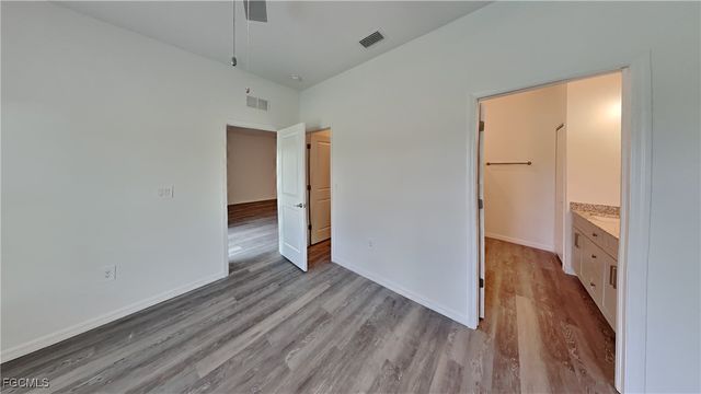 3106-3108 SE Santa Barbara PL, Cape Coral, FL 33904