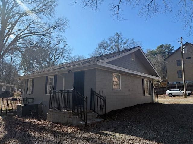 5715 Harding Drive, Mableton, GA 30126