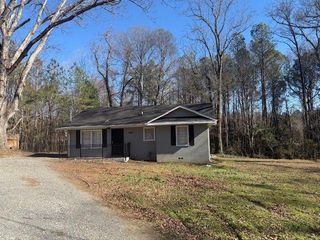 5715 Harding Drive, Mableton, GA 30126