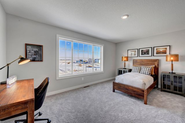 18237 Glacier Way, Lakeville, MN 55044