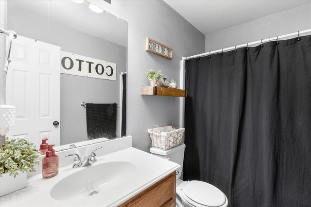 6215 Bridle Trail, Caddo Mills, TX 75135