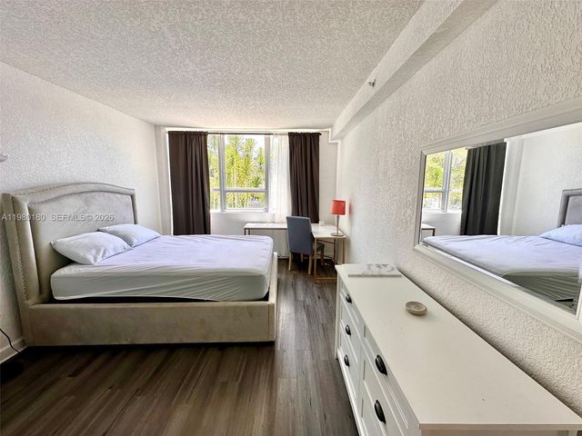 1500 Bay Rd 234S, Miami Beach, FL 33139