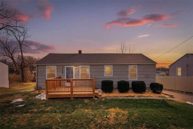 5609 N Walnut Street, Kansas City, MO 64118