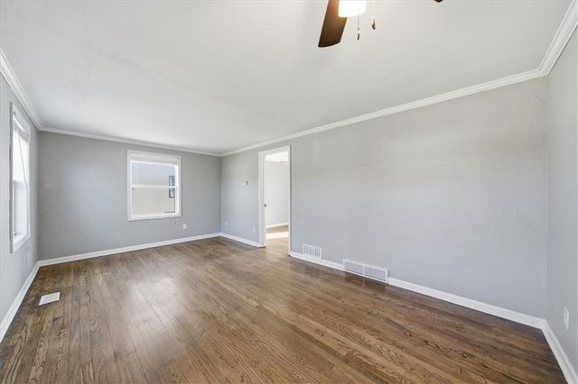 5609 N Walnut Street, Kansas City, MO 64118